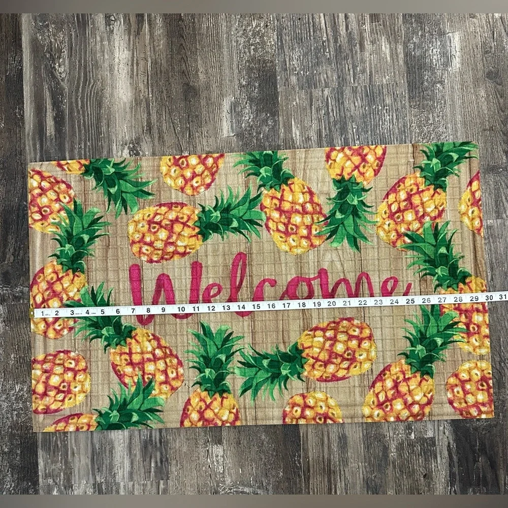 NWOT Pineapple Welcome Rubber Doormat